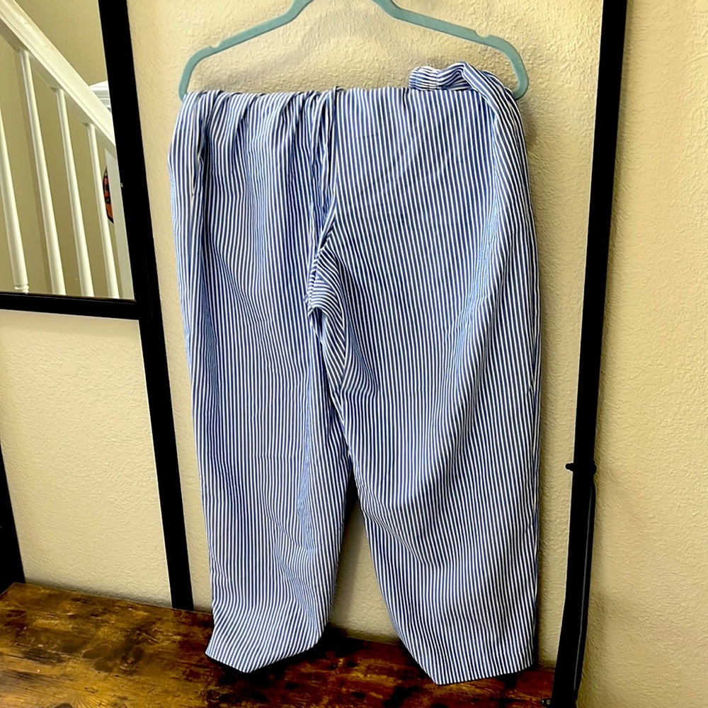 Flowy pants